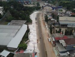 Tingkatkan Fasilitas Pejalan Kaki, DSDABMBK Tangsel Membangun Pendestrian Jalan di Pondok Cabe
