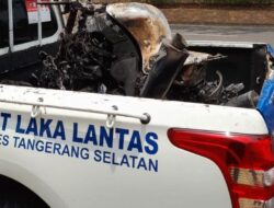 Motor Kawasaki Ninja Terbakar Usai Tabrakan dengan Honda Beat di Serpong Tangsel