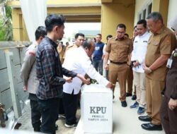 Pemilu 2024: Benyamin Davnie Nyoblos di TPS 19 Lengkong Karya, Pilar Saga Ichsan di TPS 28 Pakulonan