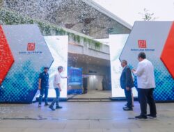 Benyamin Davnie dan Pilar Saga Ichsan Resmikan Jurangmangu Tunnel di Kawasan Bxchange