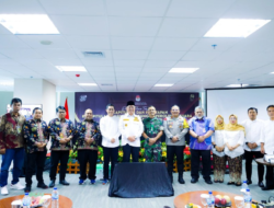 Benyamin Davnie Buka Rapat Pleno Rekapitulasi Suara Pemilu 2024 Tingkat Kota Tangsel