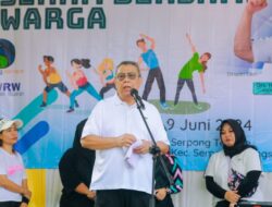 Benyamin Davnie Ajak Warga Tingkatkan Kebersihan Lingkungan