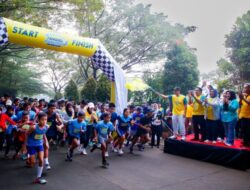 Pilar Saga Ichsan Lepas Road to Tangsel Marathon 2024 di Kecamatan Serpong 