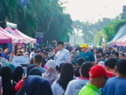 Benyamin Davnie-Pilar Saga Ichsan Bersama Ribuan Masyarakat Tangsel Ikuti Car Free Day BSD