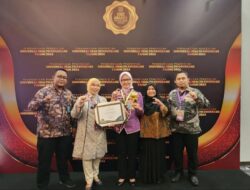 Pemerintah Kota Tangerang Selatan Raih Penghargaan Universal Health Coverage 2024 dari BPJS Kesehatan