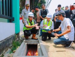 Pilar Saga Ichsan Tinjau Peningkatan Jalan, Drainase Hingga Penataan Kabel Utilitas di Kelurahan Pisangan