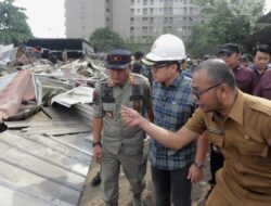 Pilar Pimpin Pembongkaran Kawasan Roxy Ciputat, Disinyalir Jadi Tempat Prostitusi Hingga Penjualan Miras