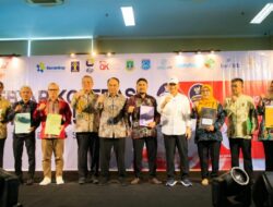 Menkop Budi Arie Setiadi Bersama Wali Kota Benyamin dan Wagub Banten Luncurkan 54 Koperasi Merah Putih di Tangsel