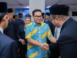 Pilar Lantik Ketua RT dan RW Kelurahan Pondok Benda