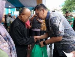 Sekda Tangsel Bambang Noertjhajo Buka Bazar Ramadan di Pamulang