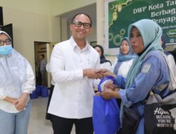 DWP Bersama DLH Tangsel Berbagi Bersama Penyapu Jalanan