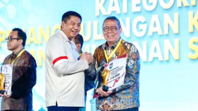 Pemkot Tangsel Raih Penghargaan Terbaik III Regional Jawa-Bali untuk Penanggulangan Kemiskinan dan Penurunan Stunting